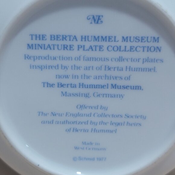 Schmid Berta Trio Angels Hummel Museum Miniature Plate Collection 1977 - Picture 8 of 9